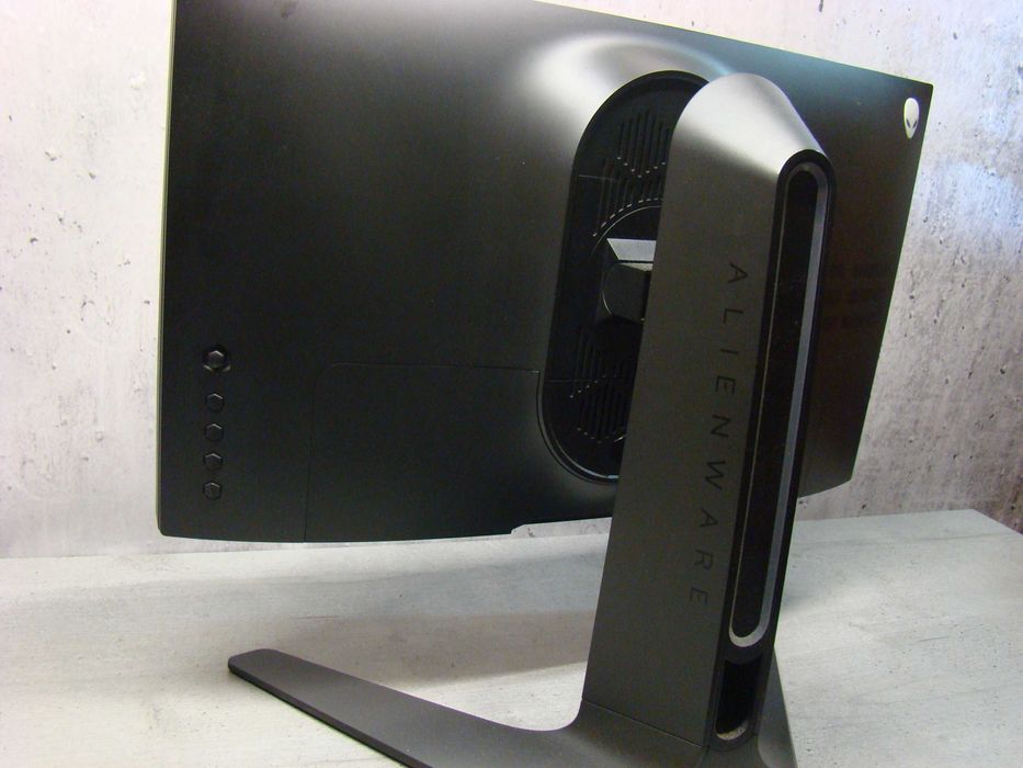 Alienware monitor 25 Cali