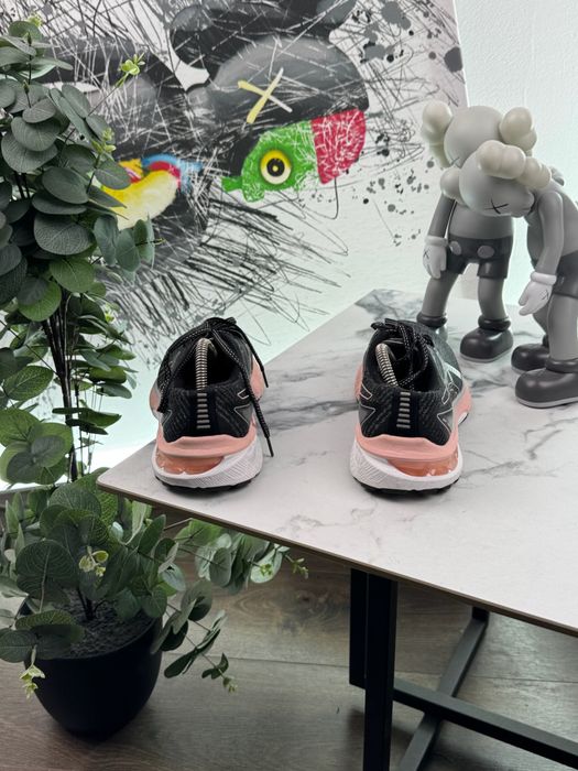 Кросівки Asics GT 2000 39 розмір Е6833