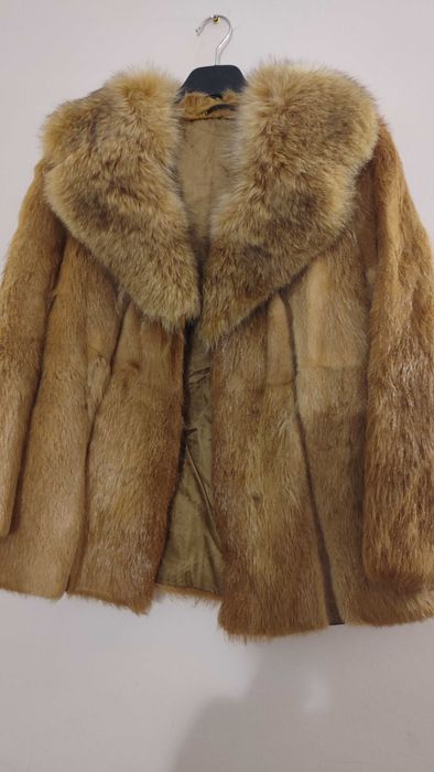 Шуба лисиця полушубок з натурального хутра