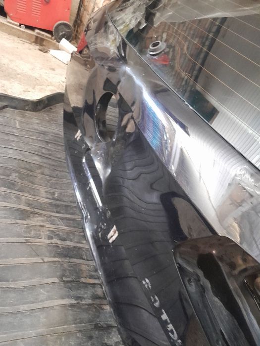 Ляда тадвері пасат б8 під відновлення