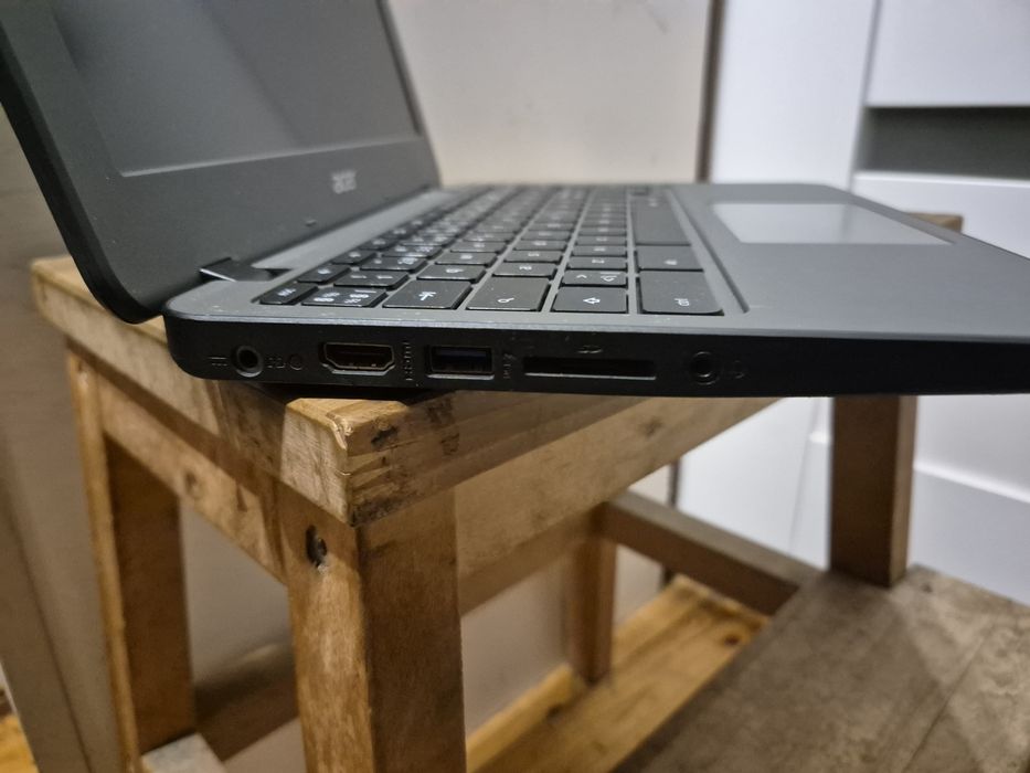Laptopy Netbooki