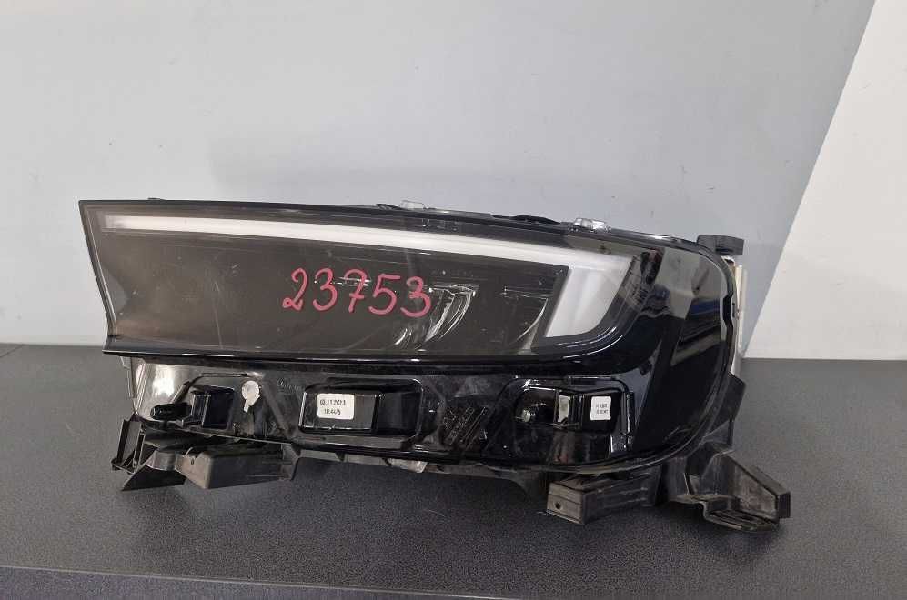 Opel Mokka II 2 B 20r.- Lampa Przód Lewa Full Led