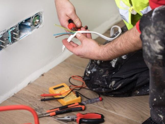 ELEKTRYK LEGNICA Instalacje elektryczne Remonty