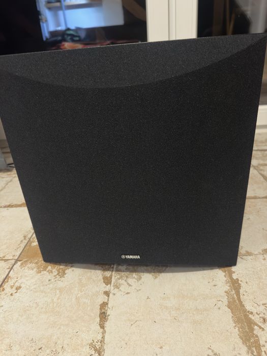 Subwoofer Yamaha NS-SW100 jak nowy