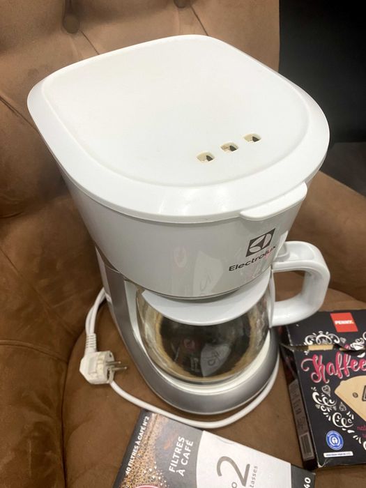 Крапельна кавоварка ELECTROLUX EKF3330