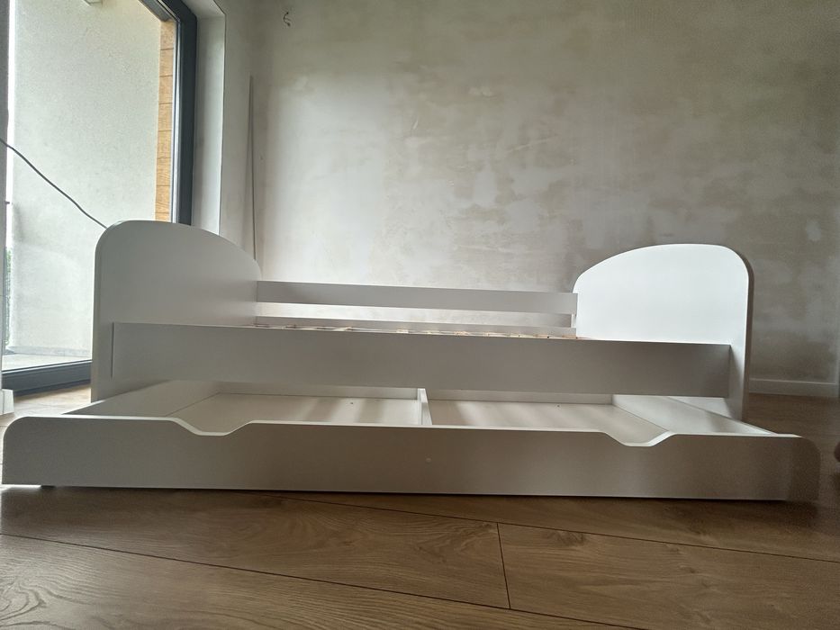 Łóżko dziecięce 90x180