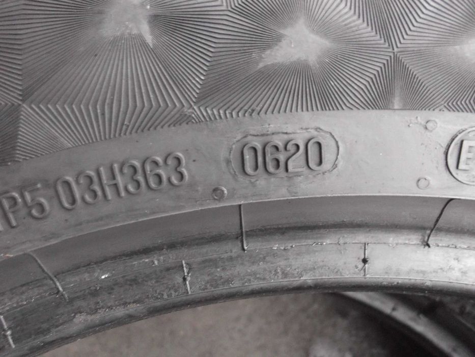 Opony 215/55/18 Continental 4szt