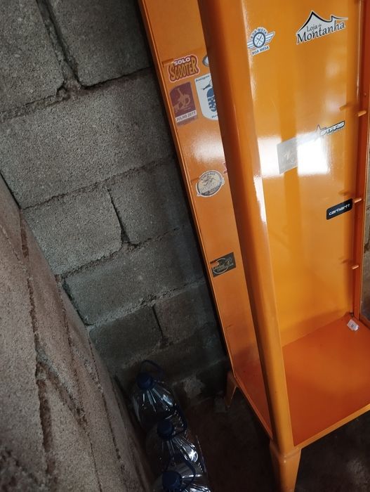 Vitrine metálica antiga