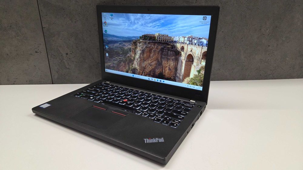 Cienki Lenovo Dotyk ThinkPad X270 i5 7300U 8GB dysk 256SSD Windows 11
