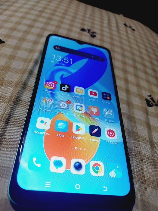 Продам телефон TECNO Spark 10С