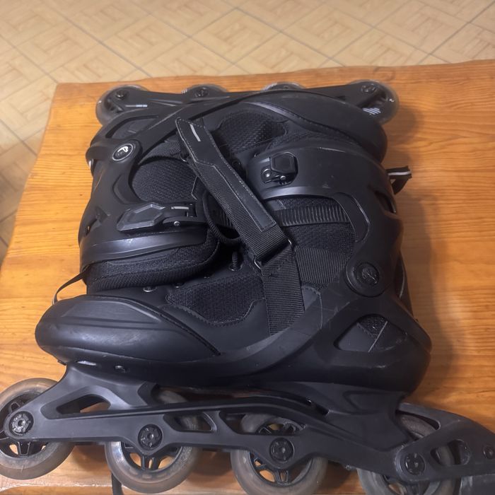 Vendo patins e skate
