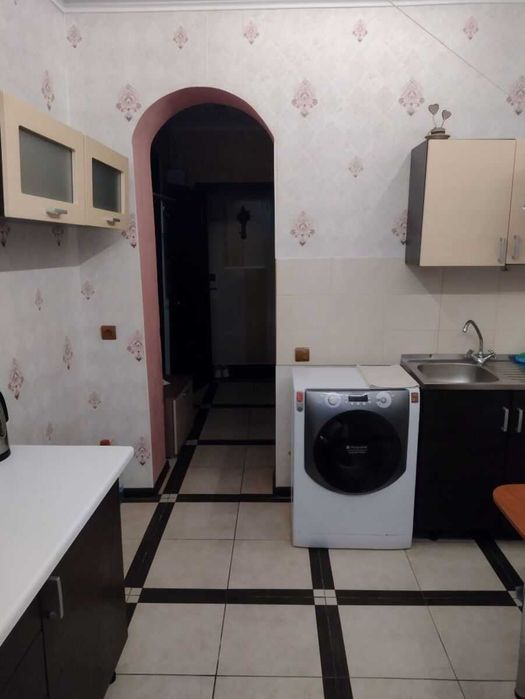 Продам 1 к.к. 1/3 в районі Пед.університета