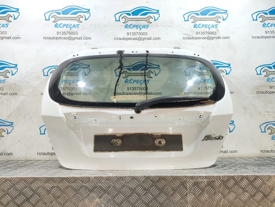 Porta / Tampa da Mala Ford Fiesta VI 6 MK6 em Branco / Branca