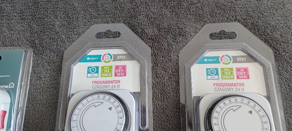 Programatory do gniazdka