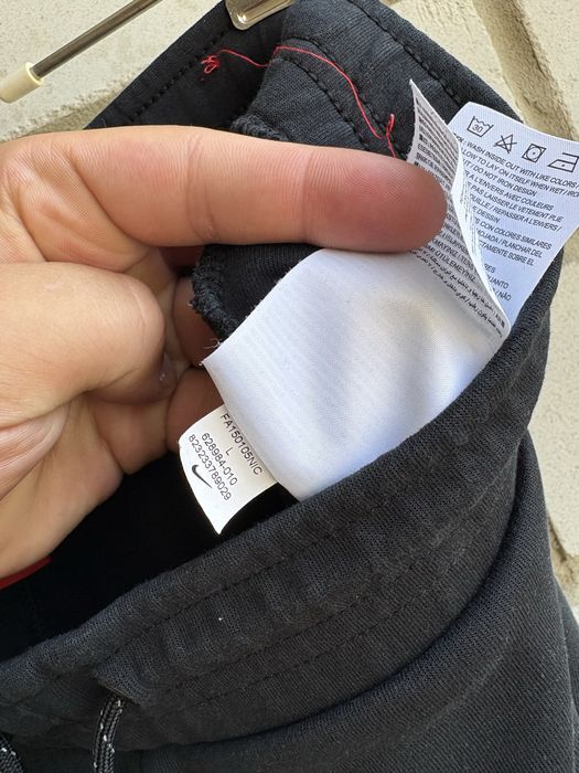 Шорти Nike Tech Fleece