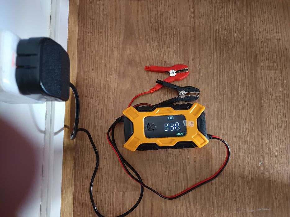 Carregador bateria, usado