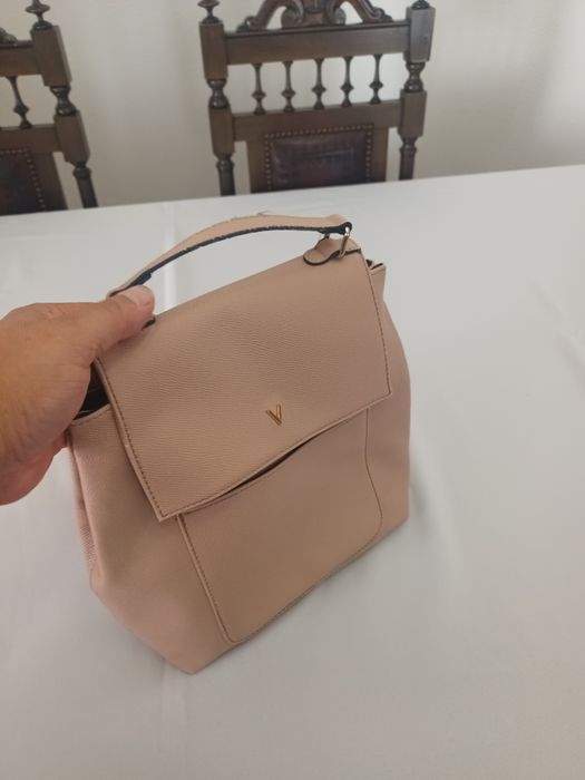 Bolsa feminina em bom estado