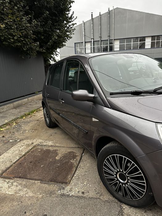 Рено Сценік 2003 року