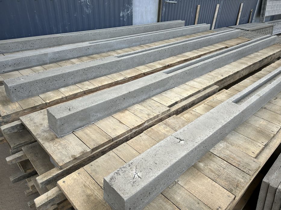 Ogrodzenia . Podmurówki betonowe, słupki leśne,płyty systemowe,