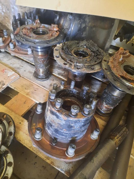 Продам корпуса взборі шар підшипнаки газ 66 ідеал
