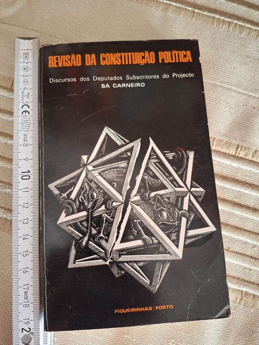 Livro raro de Francisco Sá Carneiro