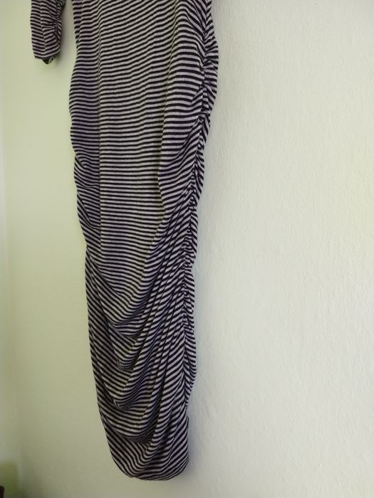 Sukienka dzianinowa Guess drapowana r.XS