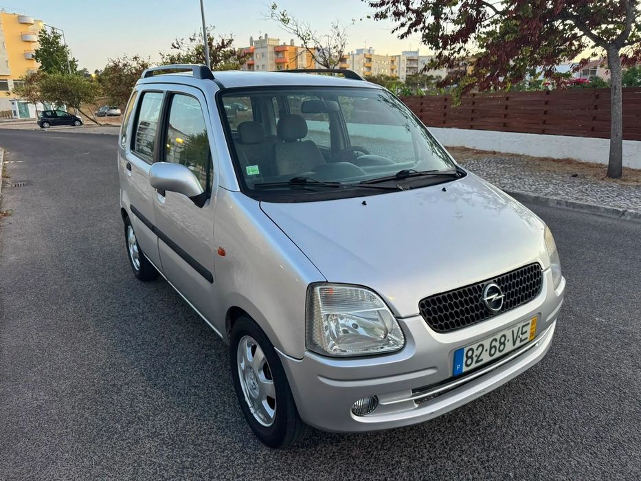 Opel Agila 1.2 16V Comfort