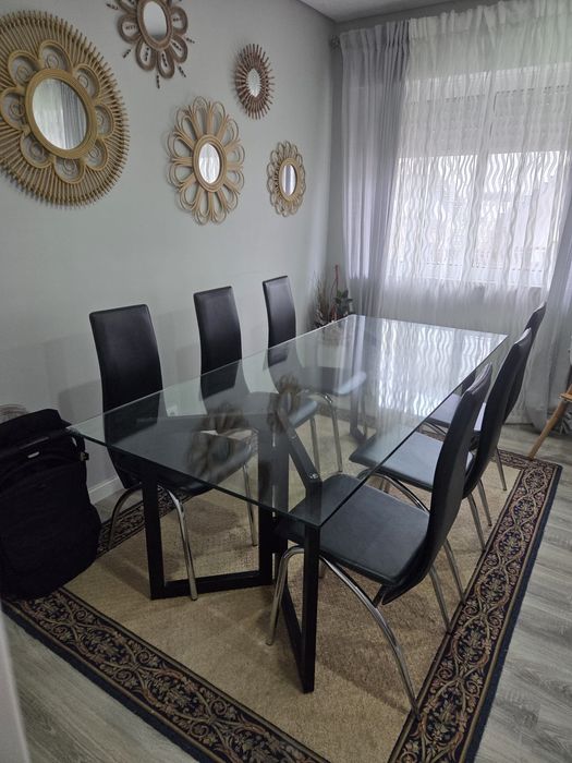 Mesa em vidro grande