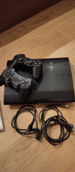 PlayStation 3 usada com 5 jogos