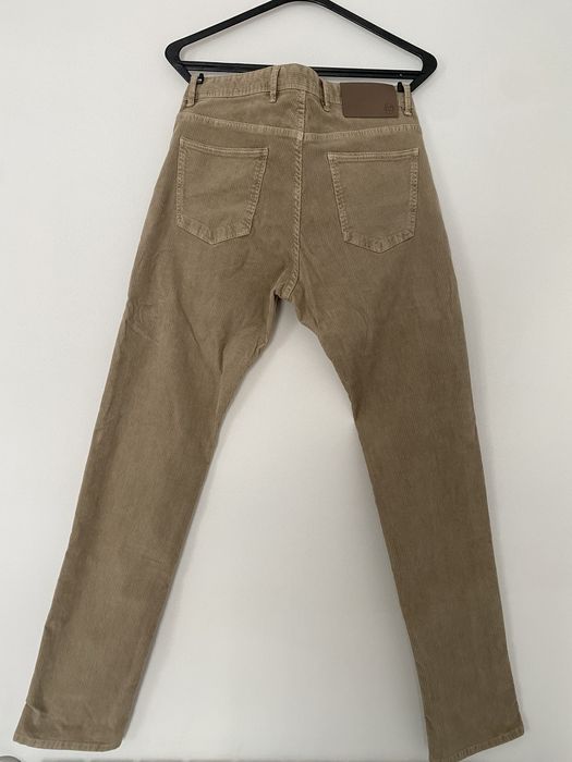 Calças de bombazine bege da Massimo Dutti