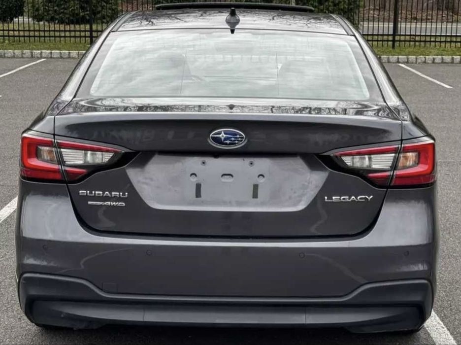 Subaru Legacy Limited 2022