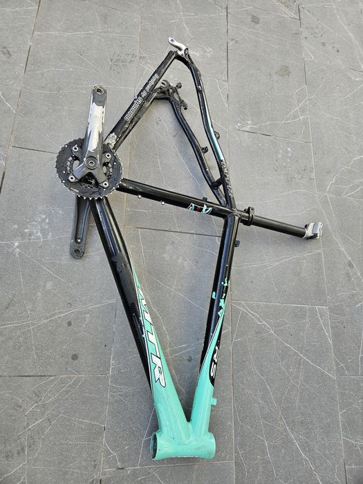 Material BTT em bom estado