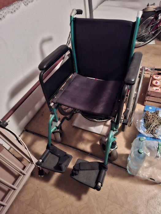 Wózek inwalidzki nowy