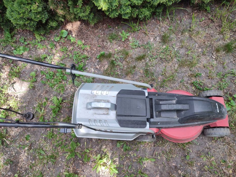 Газонокосилка электрическая Einhell GC-EM 1030 для умелых рук.