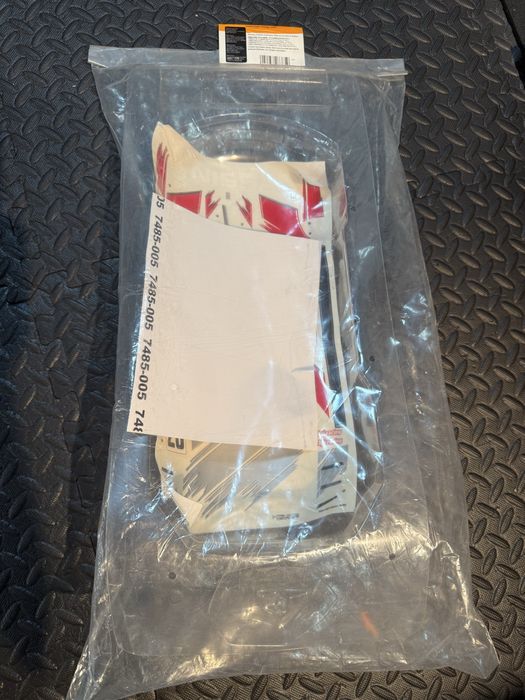 Продам новый кузов для радиоуправляемых моделей Rc 7385 HPI Racing Корпус 1/10 NISSAN 350Z NISMO GT неокрашенный (190мм/ WB255мм)