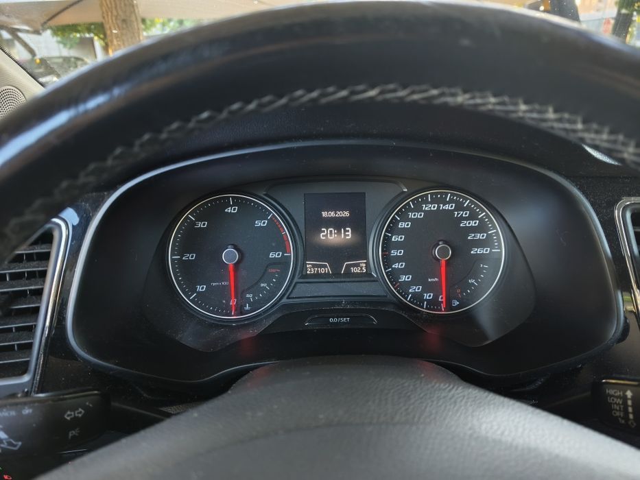 SEAT Leon ST 1.6 TDI 110cv | GPS | Sensores F/T | Cruise Control | Excelente Estado