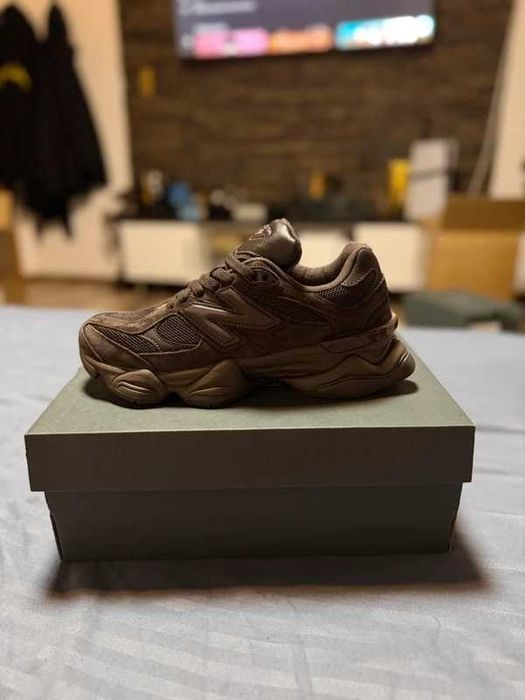 New_Balance_9060_Chocolate_Brown  R.36