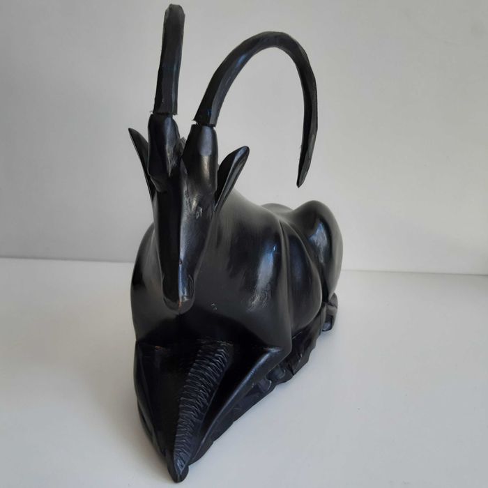 Escultura Madeira Arte Africana Angola Órix Negro
