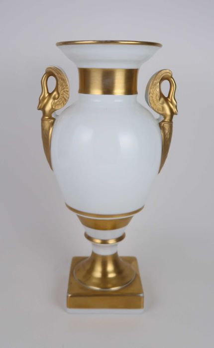 Jarra em porcelana de Baudour