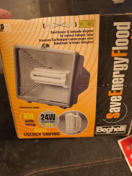 2 Holofotes Beghelli NOVOS