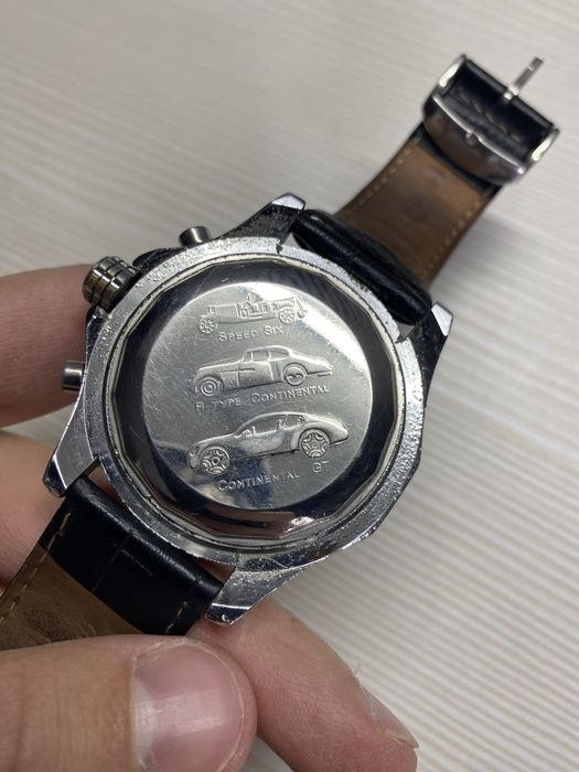 Чоловічий годинник Bentley