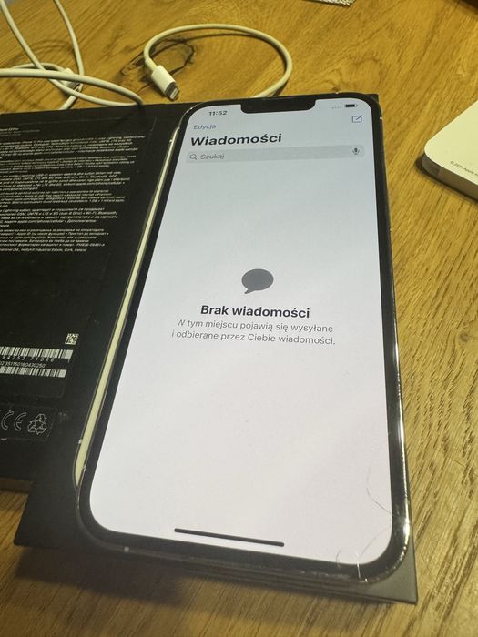 Apple iPhone 13 Pro 256GB silver , komplet z etui