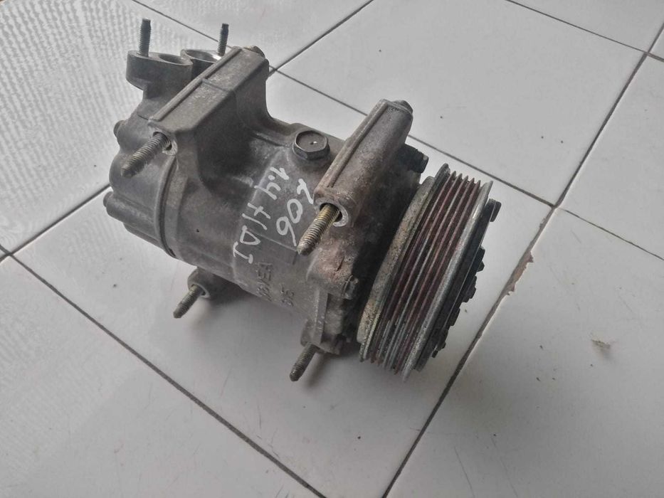 Compressor de AC Peugeot 206 1.l4 HDI de 2000