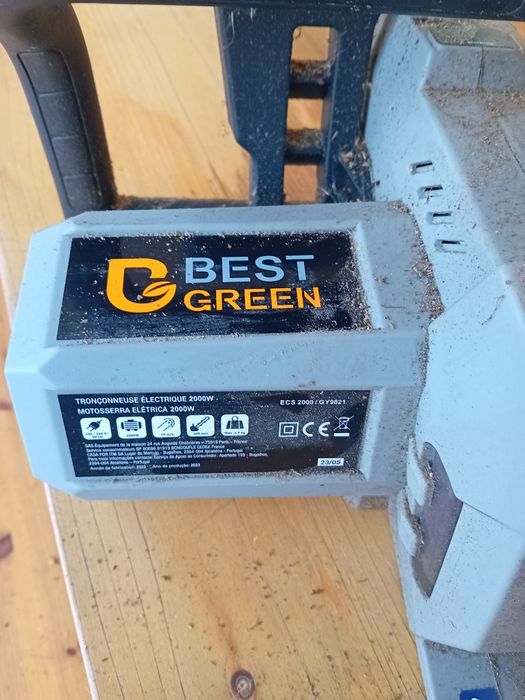 Vendo motoserra eletrica