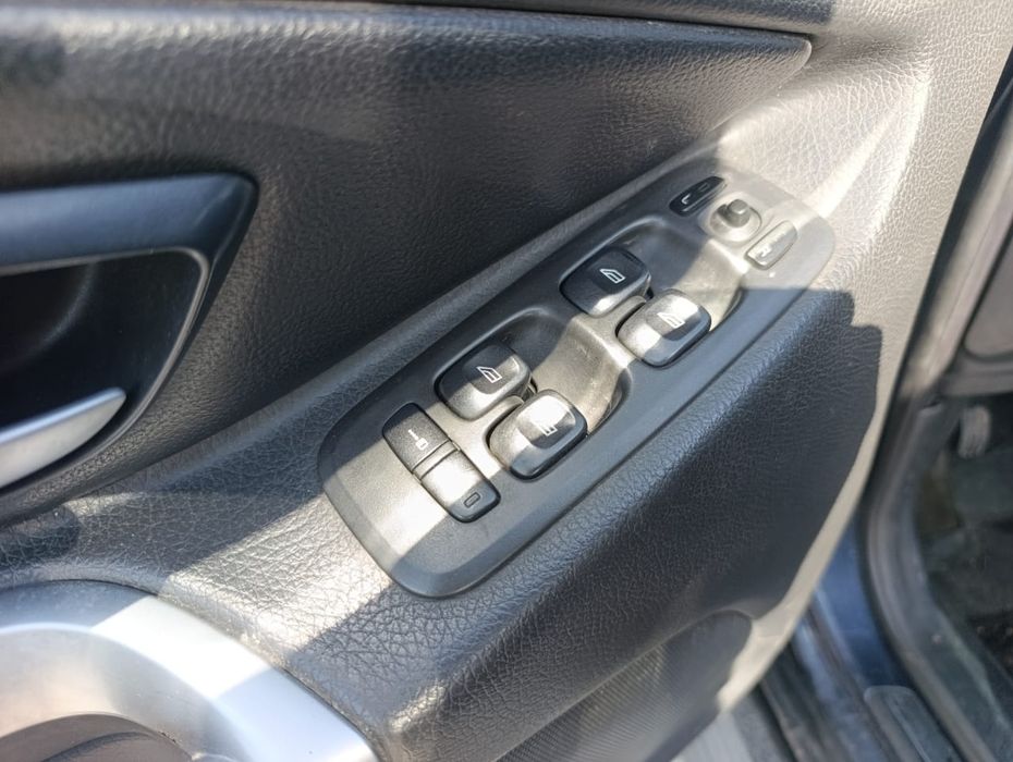 Volvo XC90 2003 года