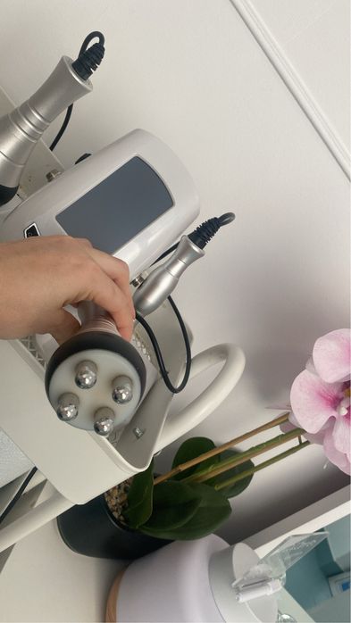 Vendo aparelho de estética facial e corporal