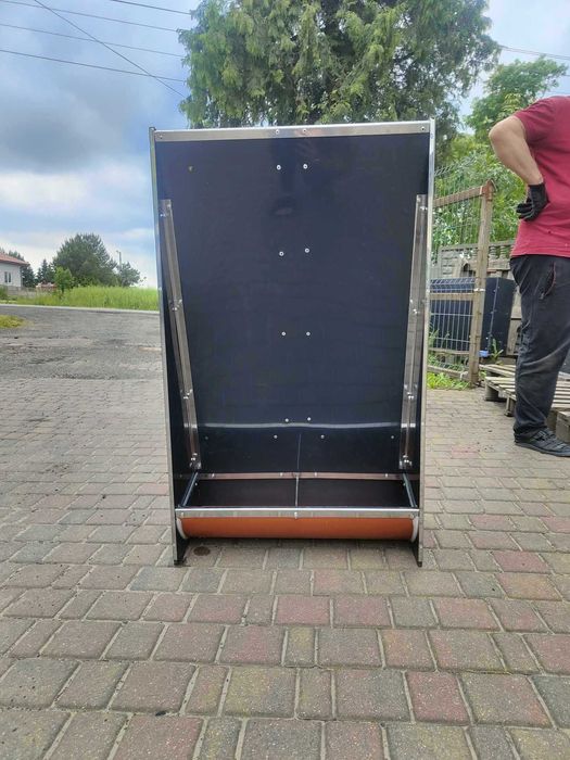 Automat Paszowy dla trzody - KARMNIK z płyty PE 2-stanowiskowy