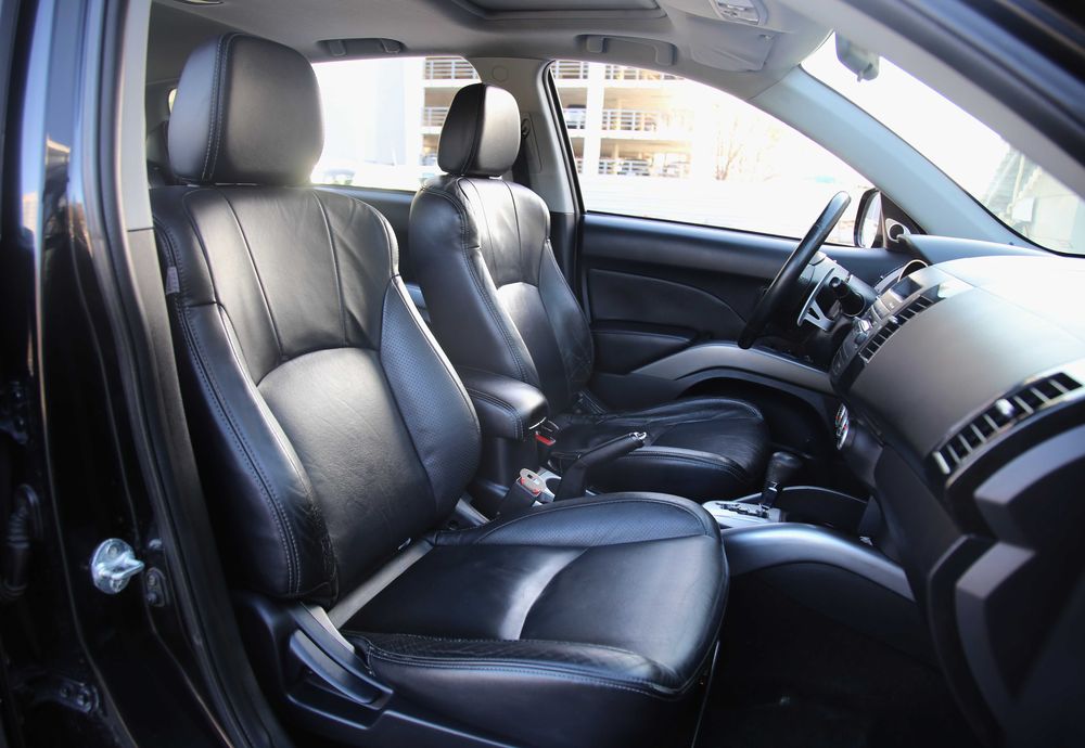 Mitsubishi Outlander XL
