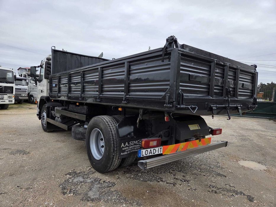 Volvo FM12 380, Basculante Tri-Lateral