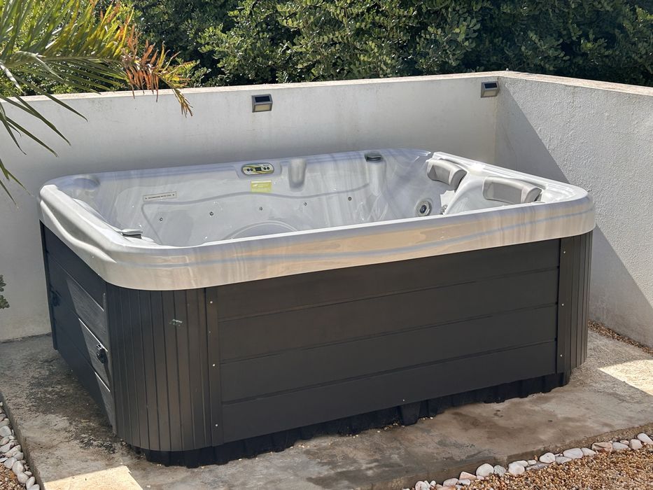 Jacuzzi Spa WeekEnd 330/2L